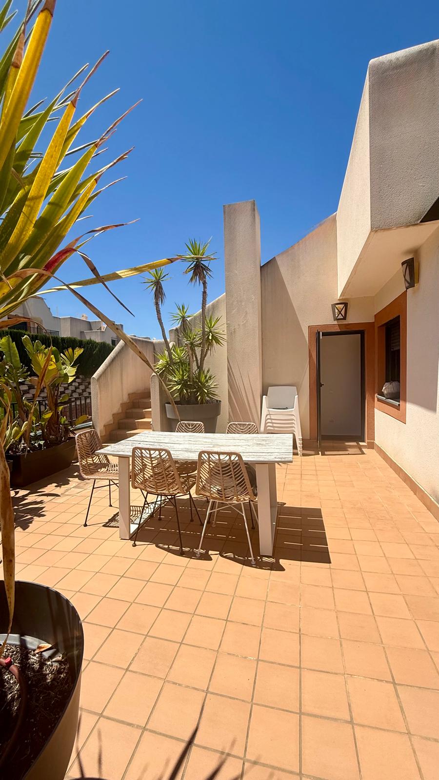 Preciosa casa en cala tarida , alquiler por meses