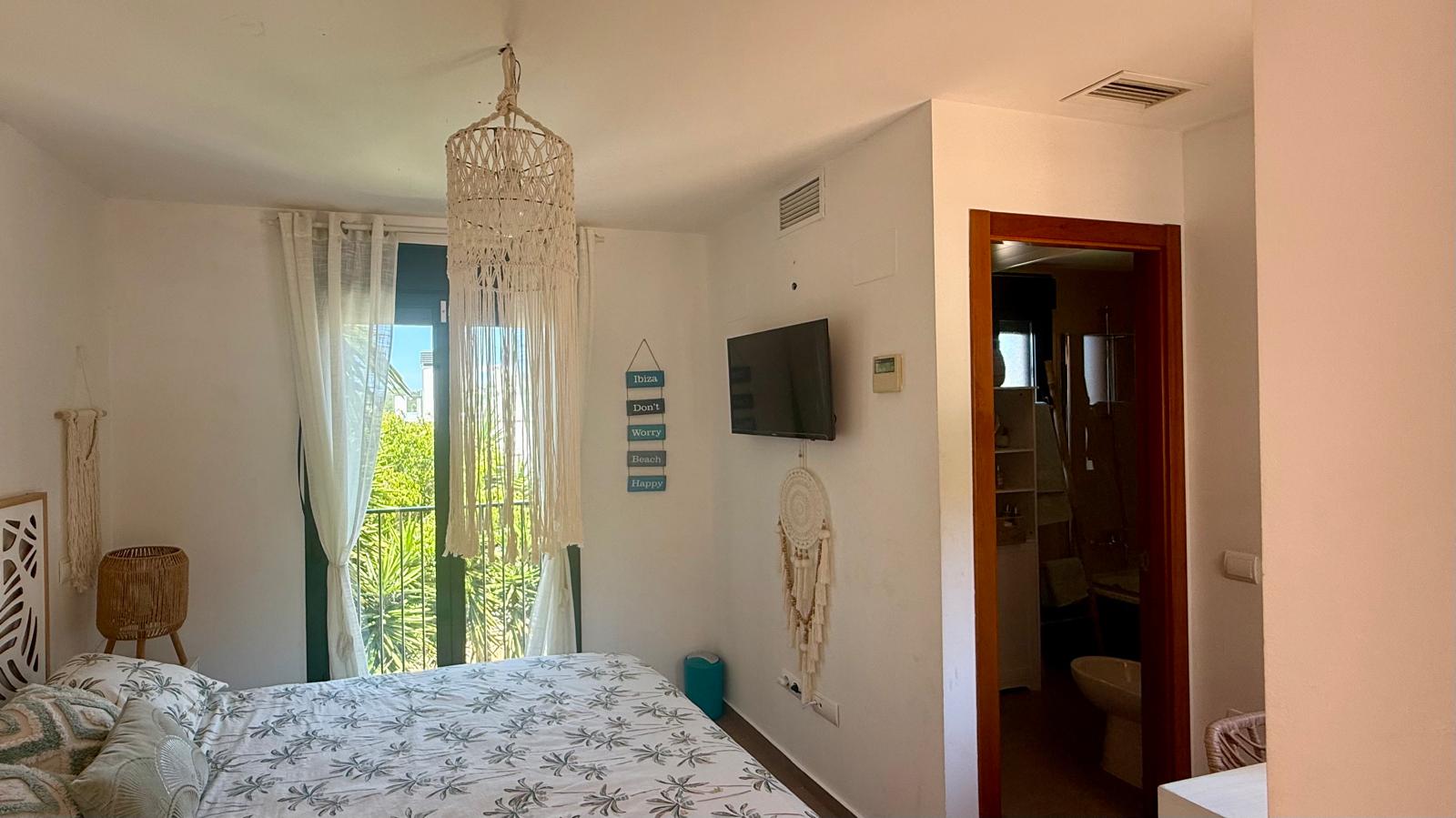 Preciosa casa en cala tarida , alquiler por meses