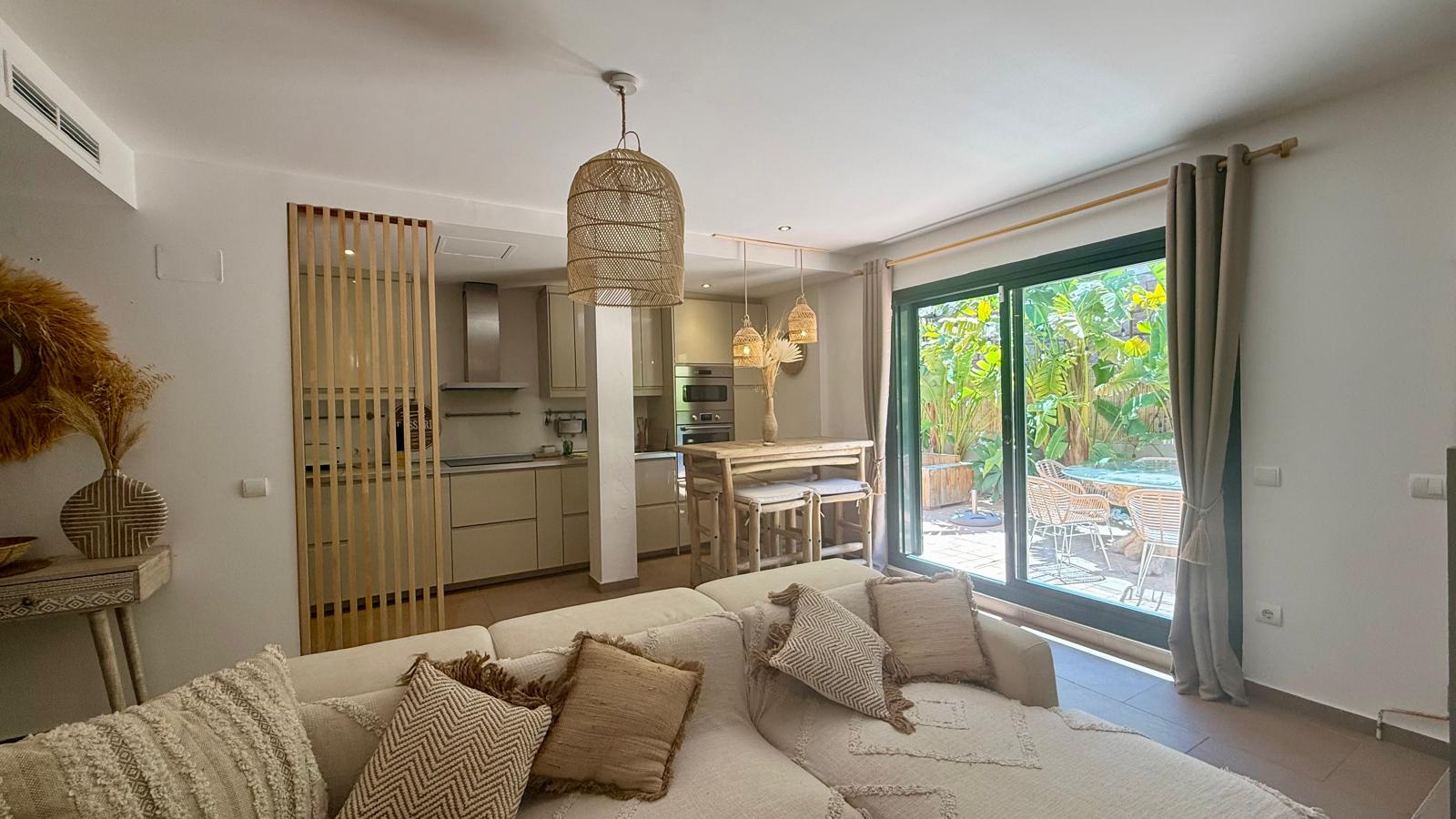 Preciosa casa en cala tarida , alquiler por meses