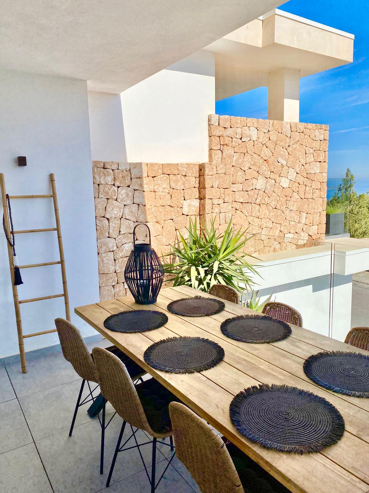 Appartement in Cala Vadella, Sant Josep de sa Talaia, te huur voor SEIZOEN