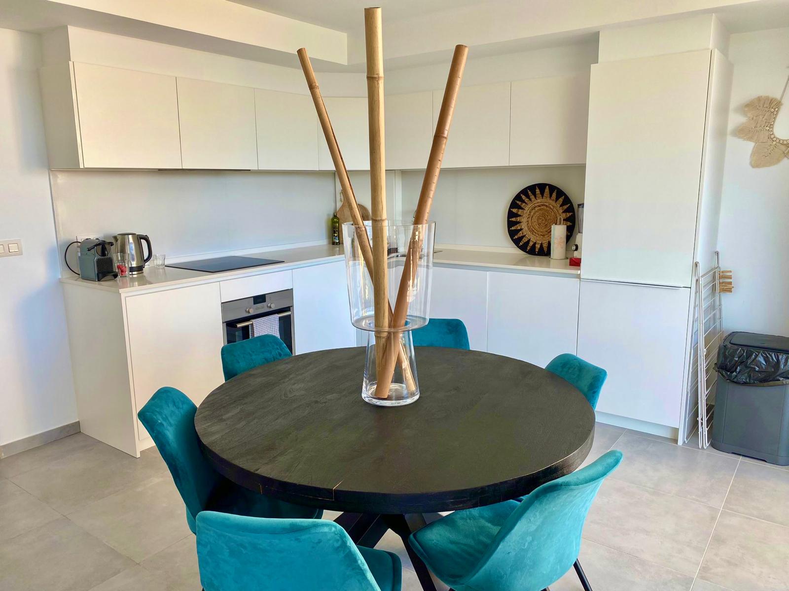 Appartement in Cala Vadella, Sant Josep de sa Talaia, te huur voor SEIZOEN