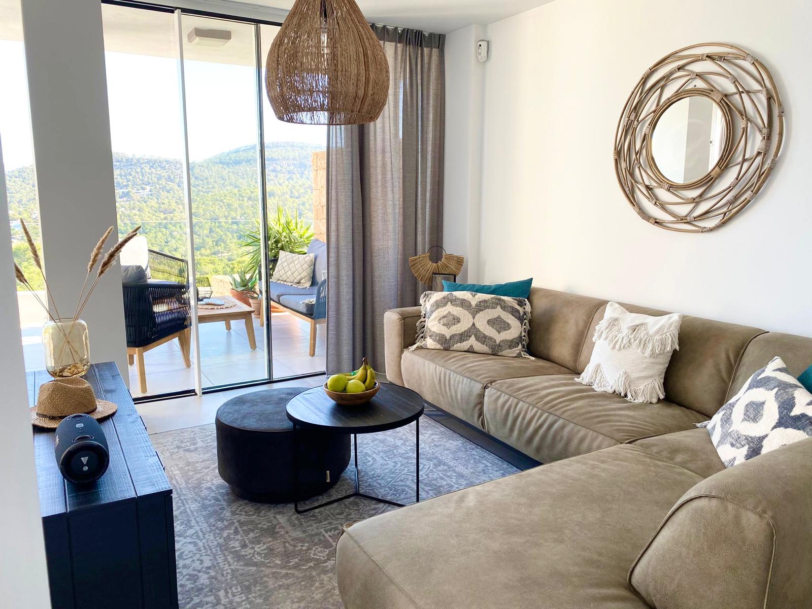 Appartement in Cala Vadella, Sant Josep de sa Talaia, te huur voor SEIZOEN