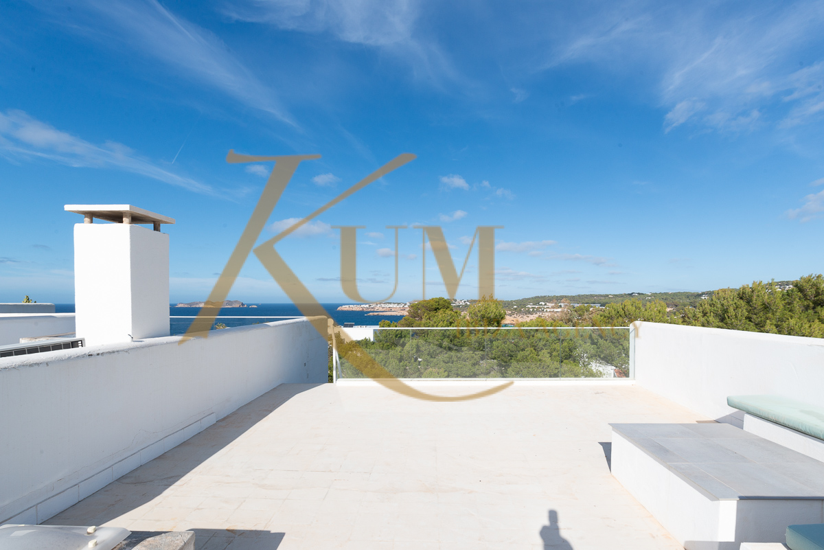 Encantadora Casa Adosada con Vistas al Mar | Alquiler Invierno Ibiza