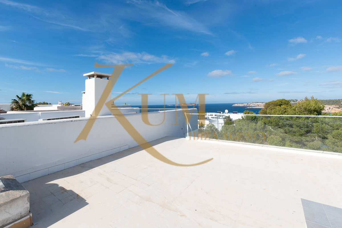 Encantadora Casa Adosada con Vistas al Mar | Alquiler Invierno Ibiza