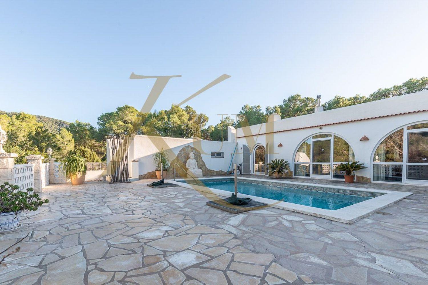 Villa mit privatem Pool in Cala Vadella