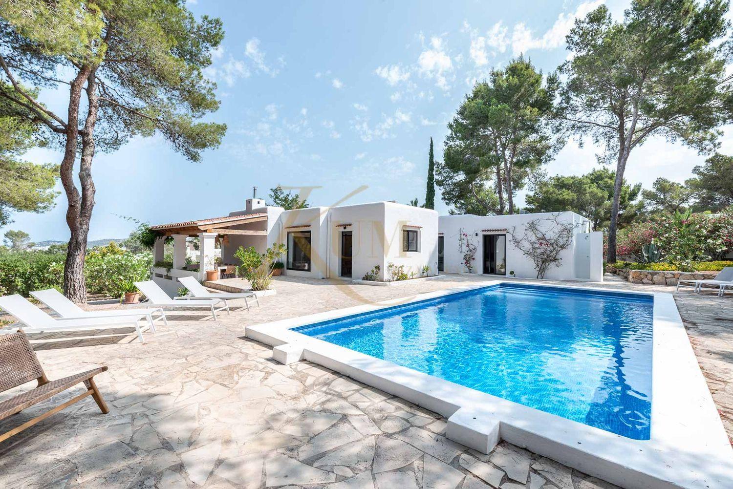 Lloguer Casa Ibicenca amb Piscina Privada | Sant Antoni, Eivissa
