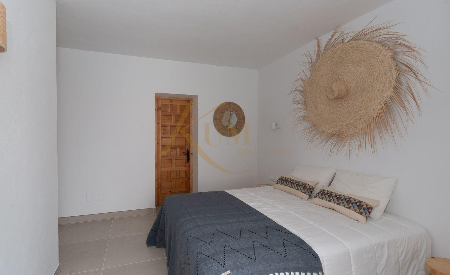 Lloguer Casa Ibicenca amb Piscina Privada | Sant Antoni, Eivissa