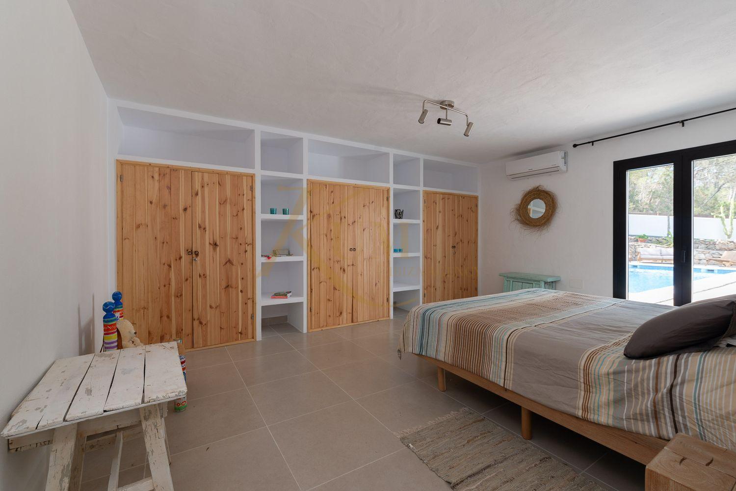 Lloguer Casa Ibicenca amb Piscina Privada | Sant Antoni, Eivissa