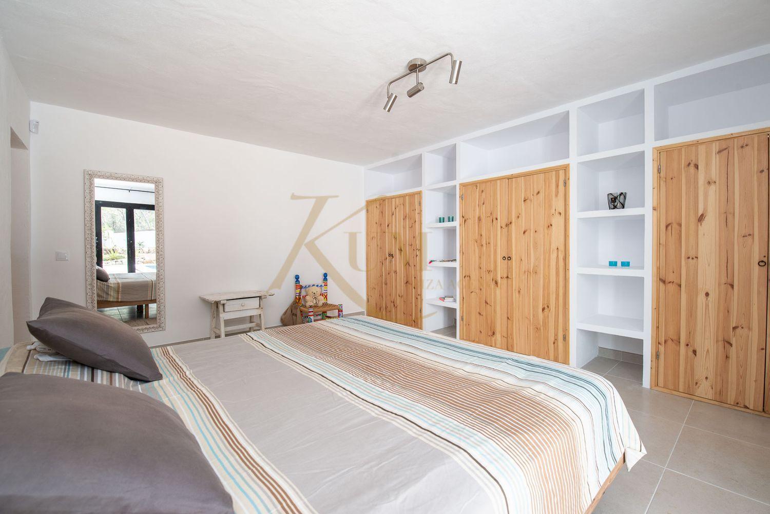 Lloguer Casa Ibicenca amb Piscina Privada | Sant Antoni, Eivissa
