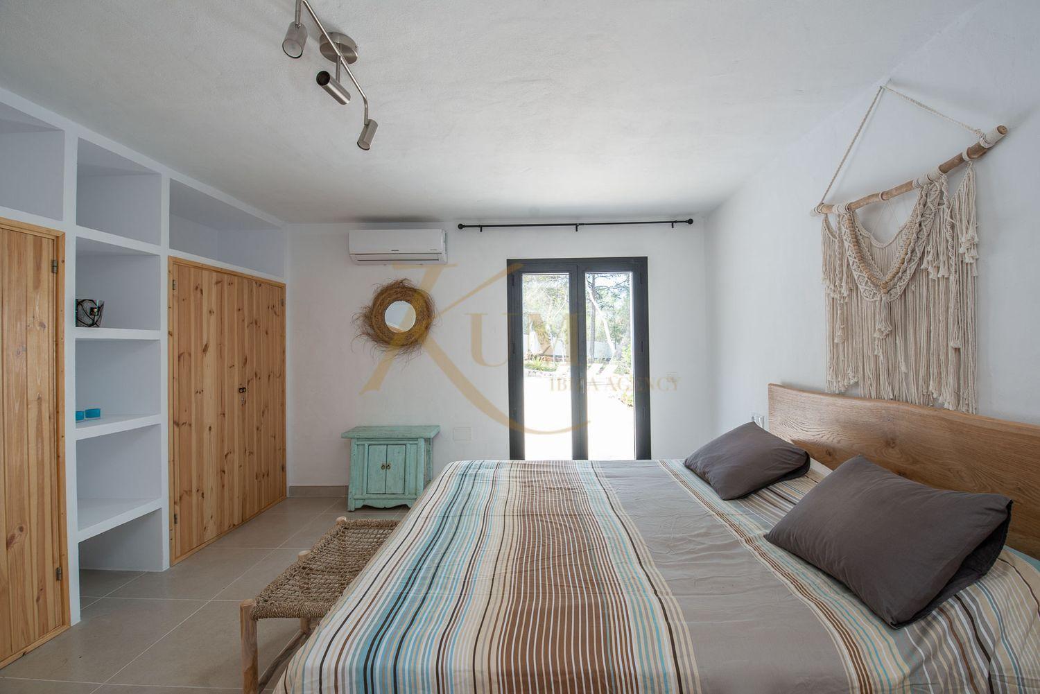 Lloguer Casa Ibicenca amb Piscina Privada | Sant Antoni, Eivissa