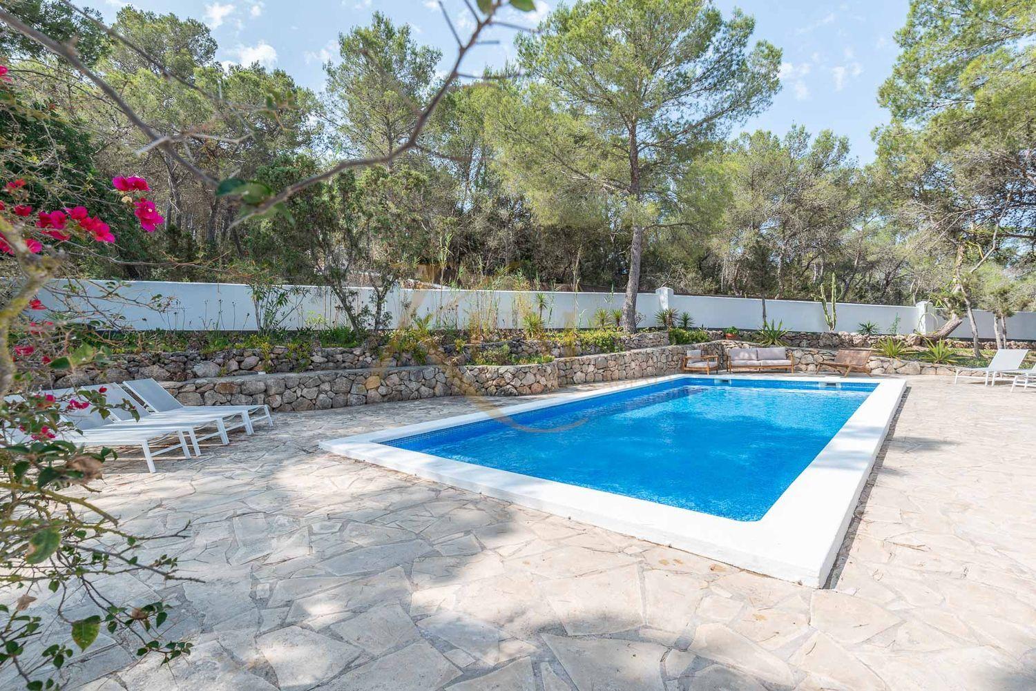 Lloguer Casa Ibicenca amb Piscina Privada | Sant Antoni, Eivissa