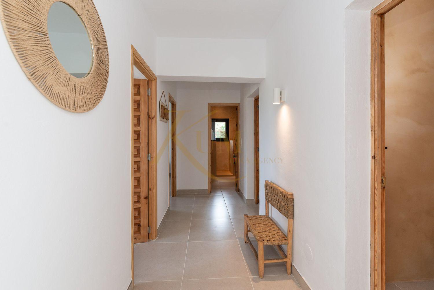 Lloguer Casa Ibicenca amb Piscina Privada | Sant Antoni, Eivissa