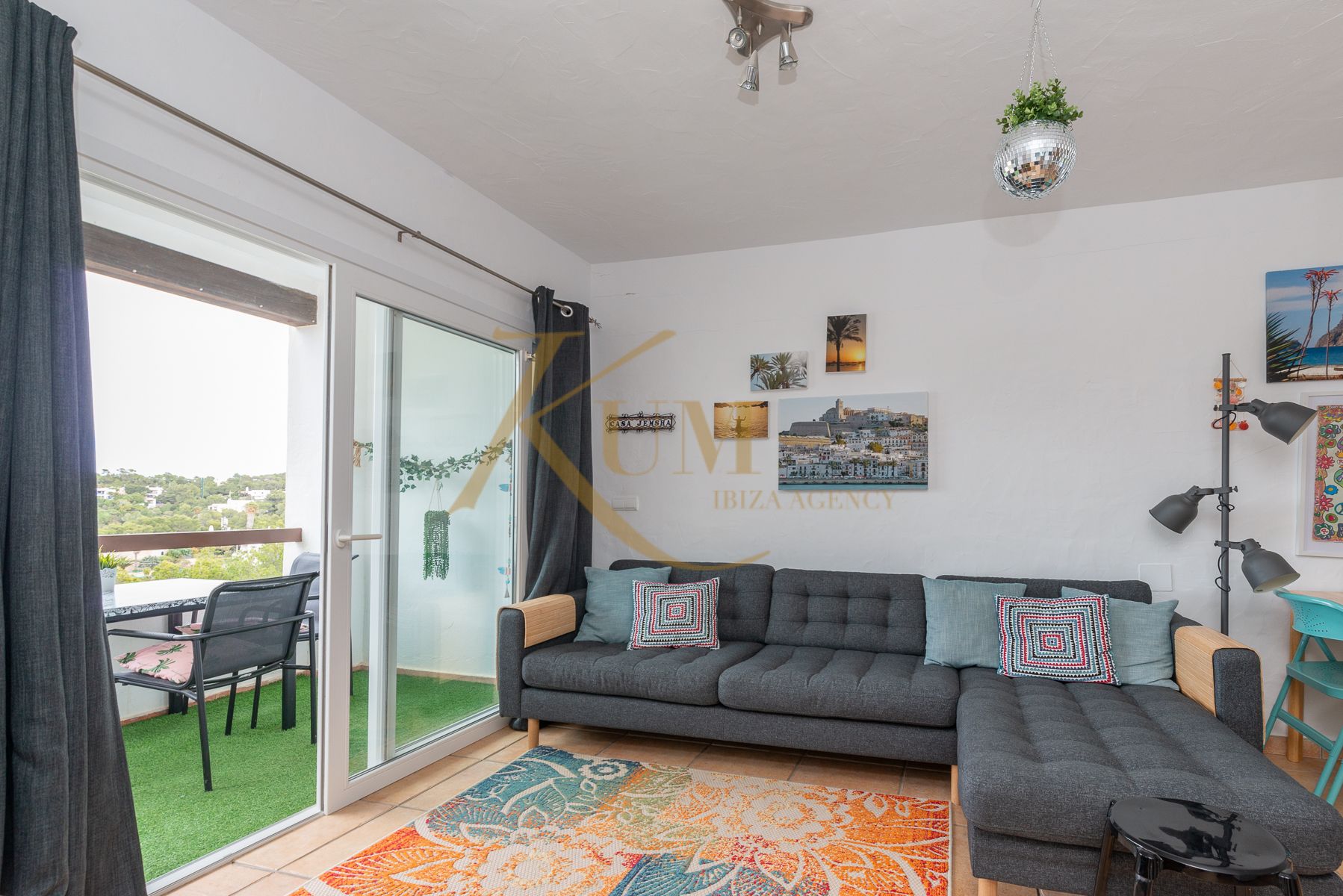 Apartment for rent minutes from La Cala.