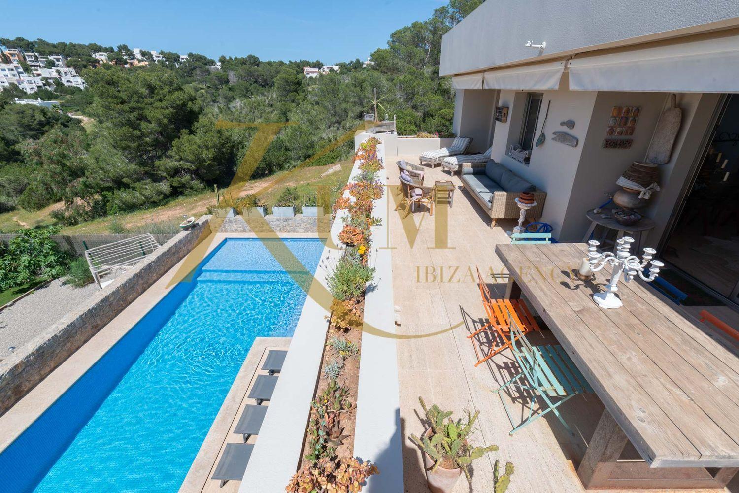 Preciosa casa con piscina privada.