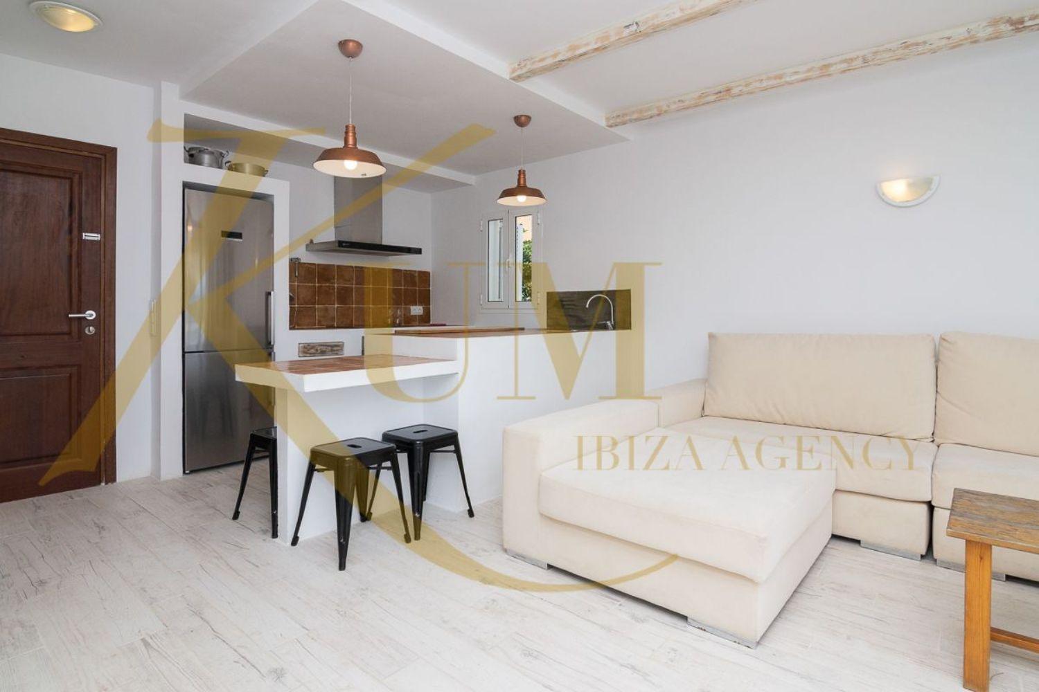Apartamento en alquiler en Cala Vadella , cerca de la playa !! 